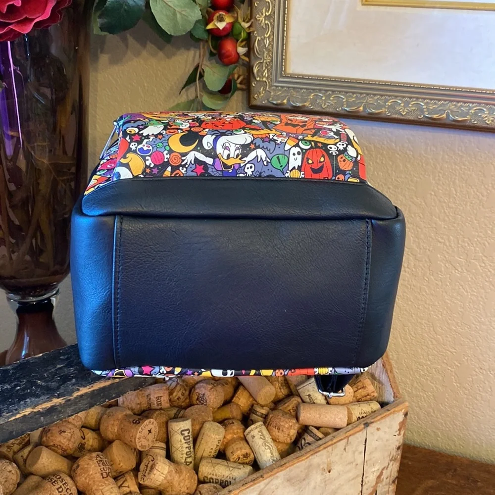 Loungefly Disney Halloween backpack - Picture 4 of 7